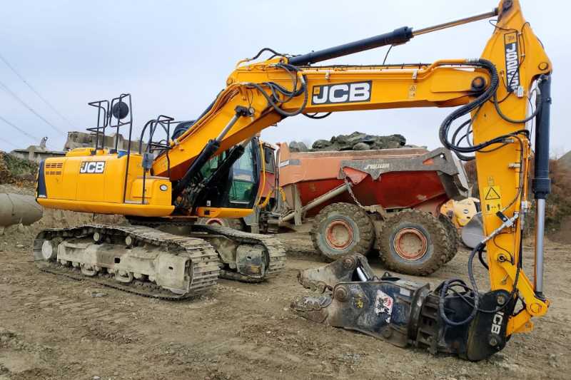 OmecoHub - Immagine JCB JS235HD